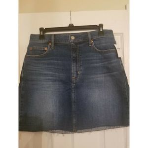 Gap Denim Blue Jean Mini Skirt. Womens Size 10 NWT